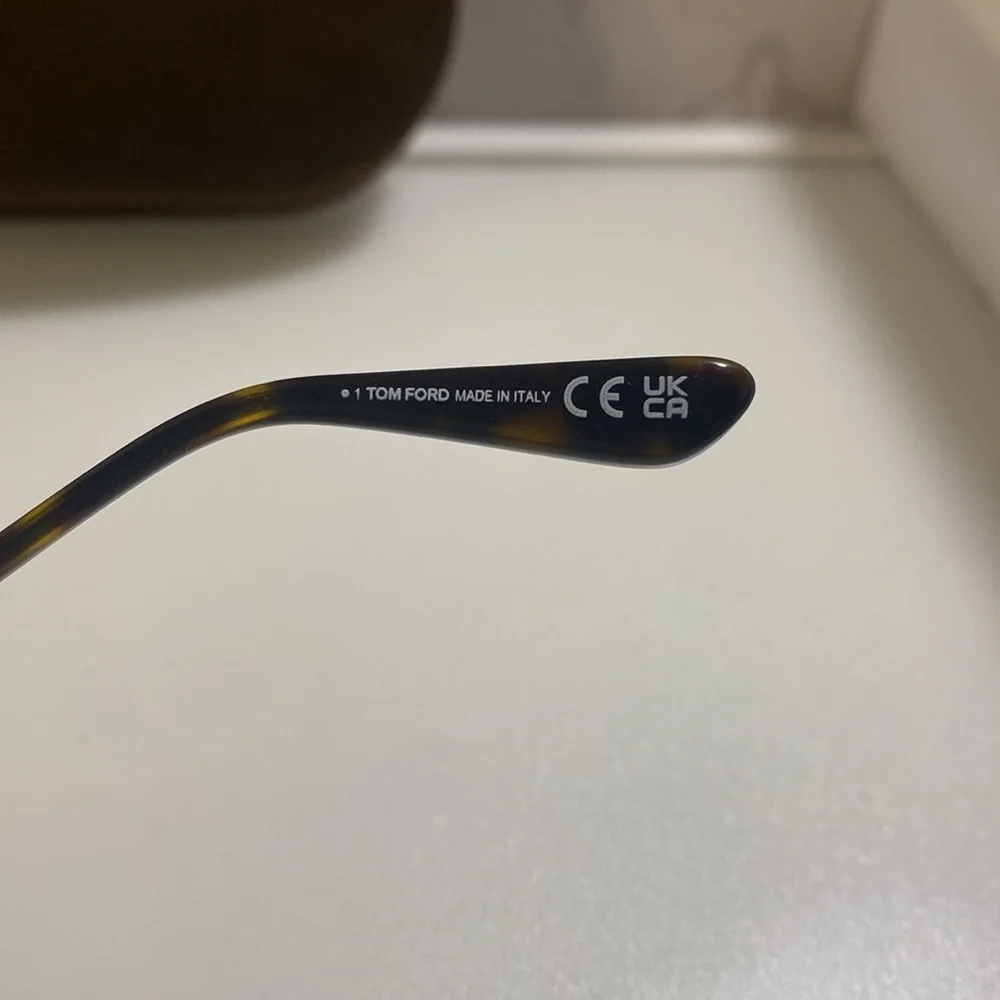 New Tom Ford Unisex Holden Brown Gradient Pilot  Sunglasses FT0818 08G